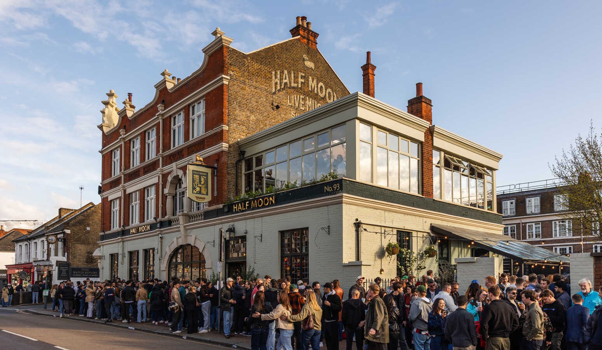 Photo of Half Moon, Wandsworth